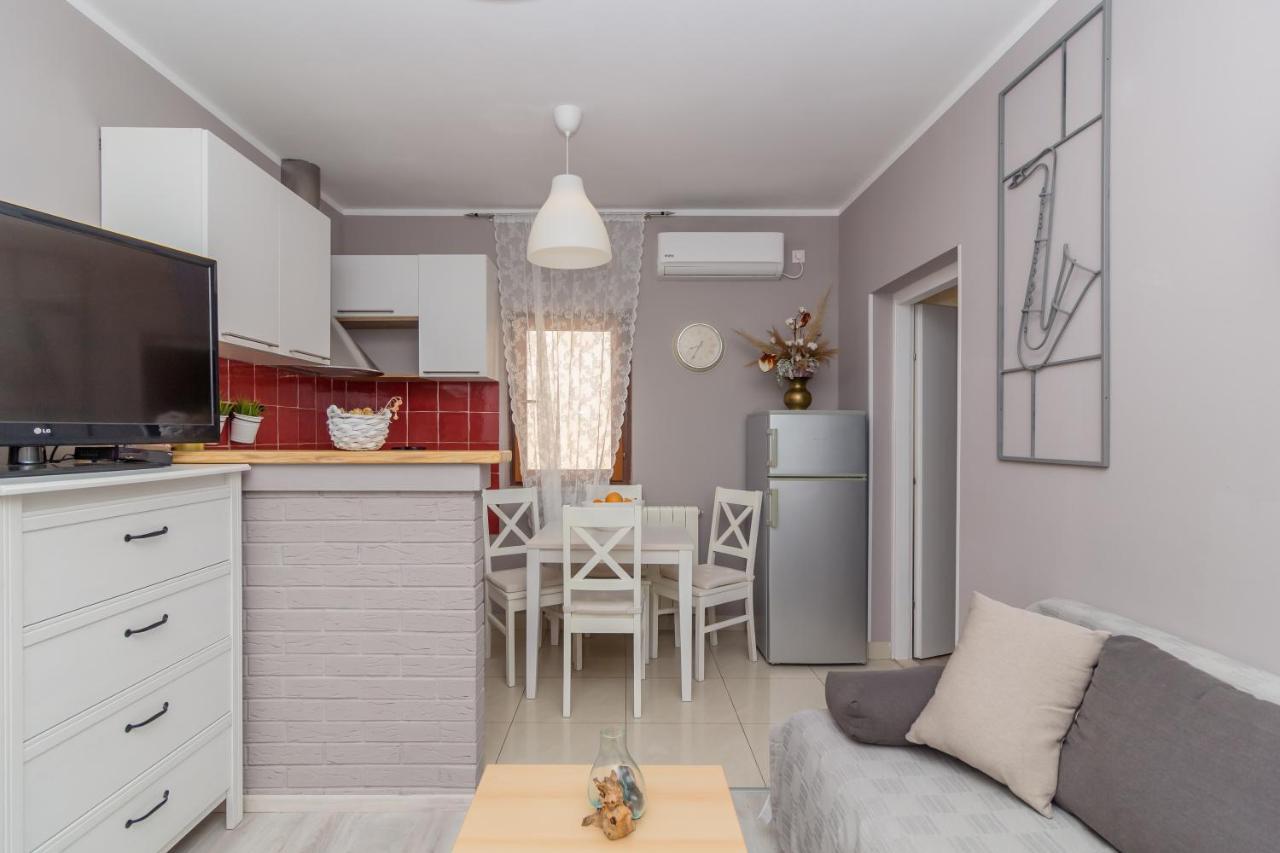Box Apartment